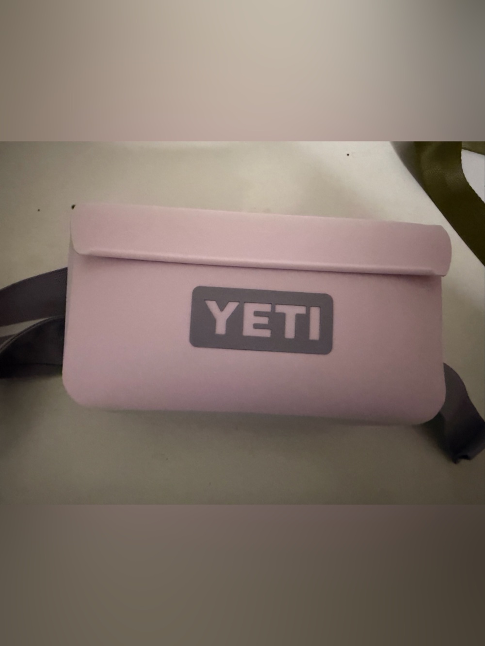 Yeti Sidekick Dry 1 Liter Cherry Blossom with sling strap - Picture 2 of 4